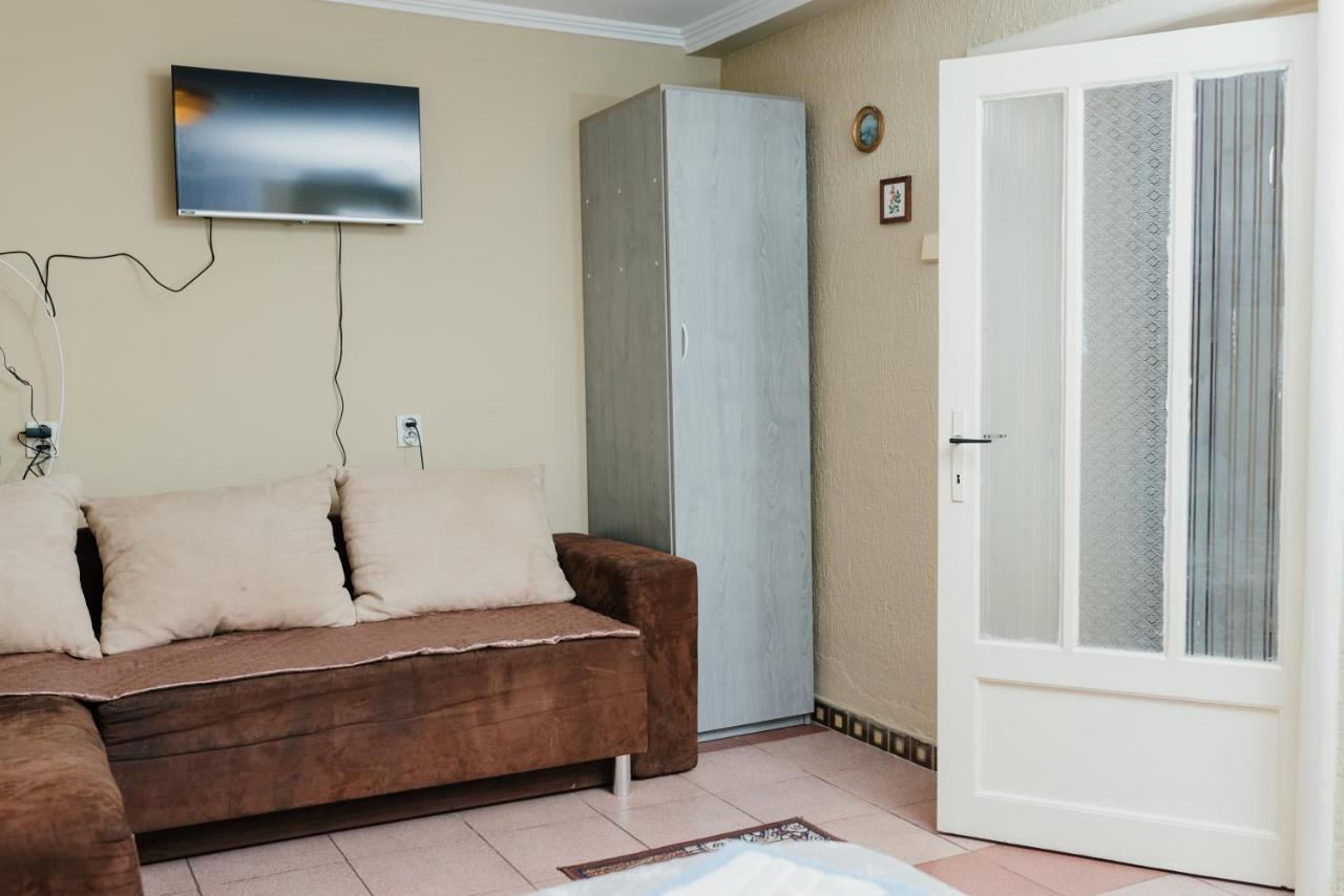 Vila Verona Sobe Palic Exterior photo